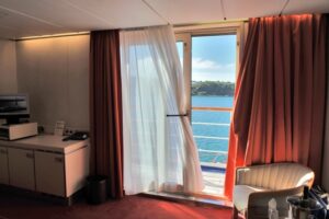 DIA_-_Balcony_Suite DIA Balcony Suite