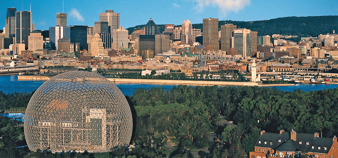 Das Biosphère-Museum mit Montreal im Hintergrund