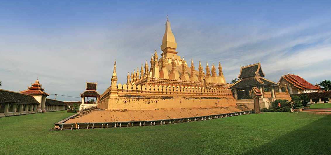 Pha That Luang-Tempel in Vientiane - JENS FRANK - X - Laos