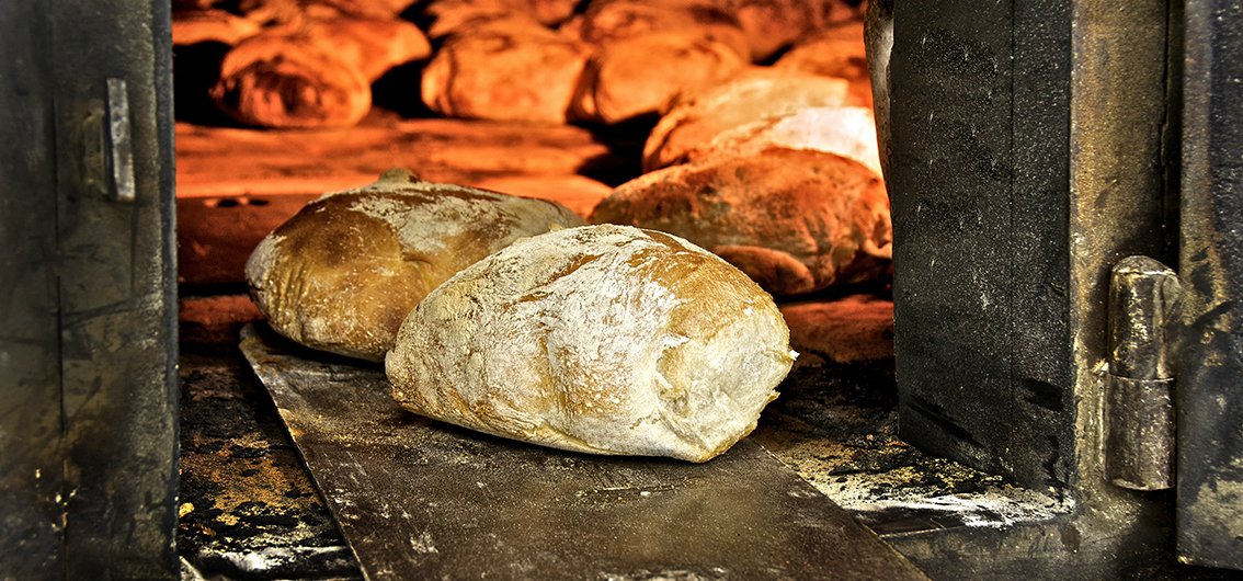 Traditionell gebackenes Brot in Portugal
