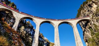 der bernina express auf dem landwasserviadukt credit rhaetische bahn andrea badrutt