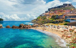 belvelo sardinien e bike reise bucht von castelsardo credit balate dorin adobestock 215518955 124227336 1134x530 1