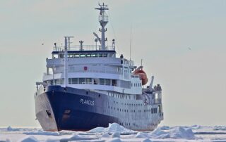 die ms plancius gerard regle oceanwide expeditions