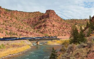 Reisen 6 der canyon spirit i red canyon credit rocky mountaineer