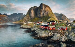 Reisen 10 inselwelt der lofoten credit kriina2000 stockadobecom