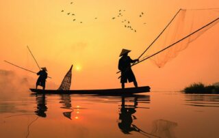 Reisen 3 mekong fischer provinz nong khai prachanart fotolia