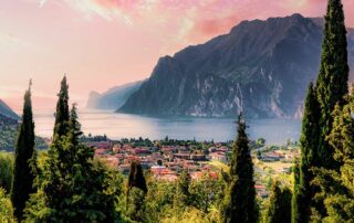 torbole am malerischen gardasee credit ekh pictures stock adobe com