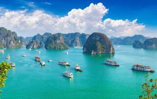 vietnam halong bucht 111 credit sergii figurnyi stock.adobe .com