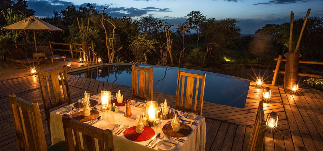 Afrika_Tansania_Tarangire-Treetops-Terrasse-am-Abend---